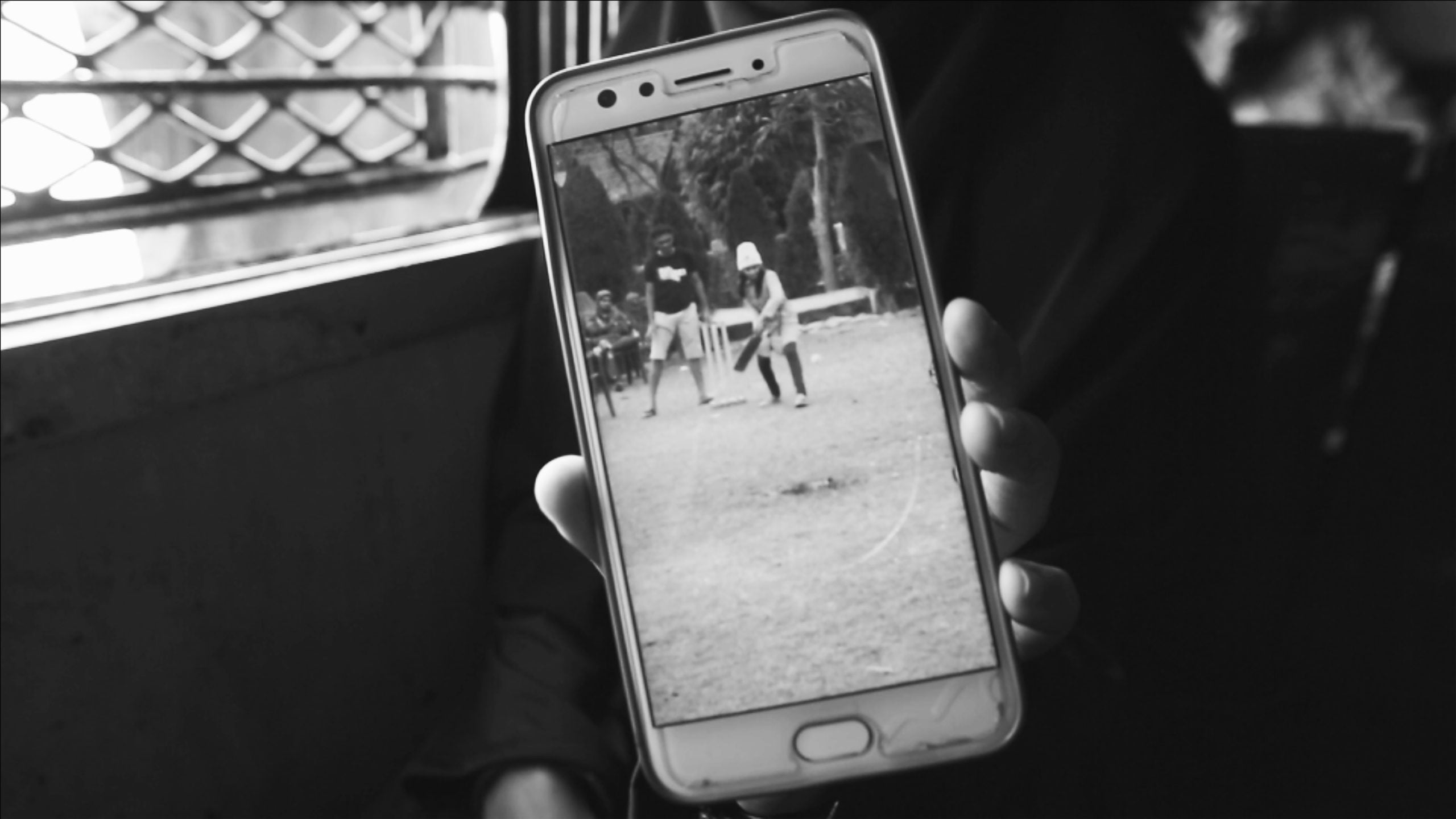 4 Screen Stories